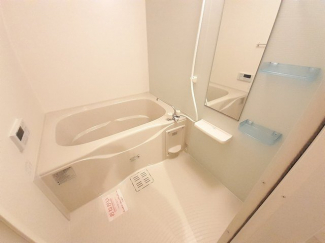 ゆったり過ごせるお風呂です