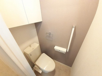 シンプルで使いやすいトイレです
