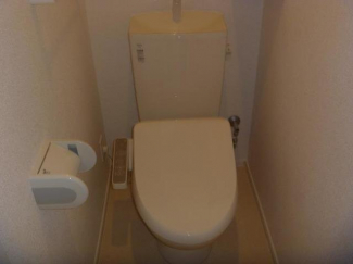 シンプルで使いやすいトイレです
