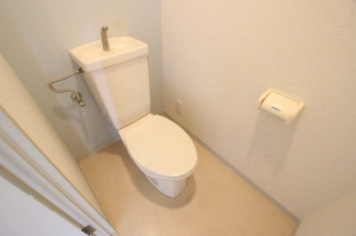 清潔感のあるトイレです