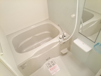 日々の疲れを癒すお風呂付です
