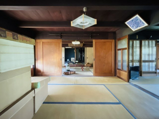 くつろぎの場として、客間として、様々なシーンで活躍する和室です