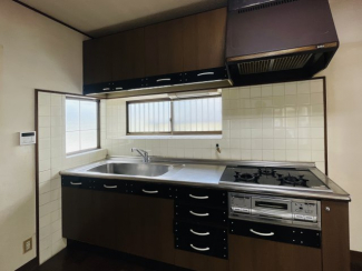 キッチンでお料理をお楽しみください