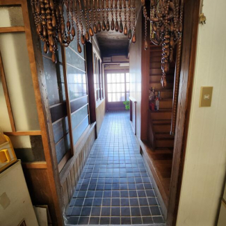 玄関前廊下