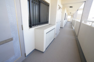 参考、同建物・反転間取りの号室