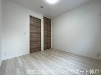 【寝室】