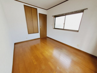 【寝室】