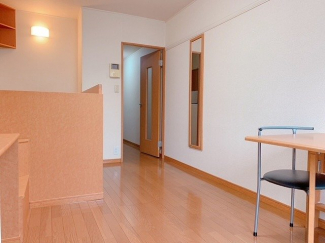 開放的な寝室です
