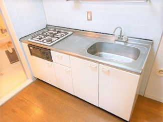 キッチンでお料理をお楽しみください
