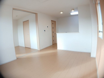 ゆったり過ごせるリビングです