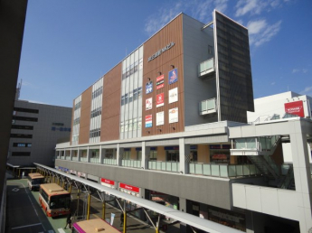 ハートイン三田店まで557ｍ