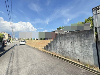 【前面道路含む現地写真】