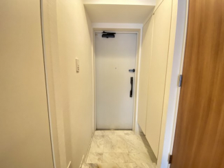 【玄関】