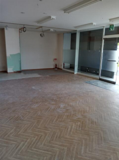四国中央市妻鳥町の店舗事務所の画像