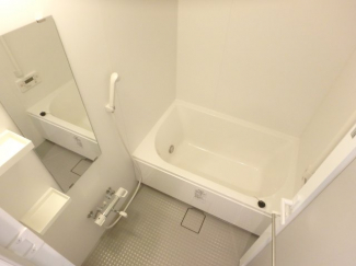 日々の疲れを癒すお風呂付です