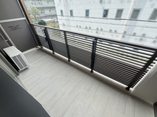 お洗濯にも便利なバルコニー付き