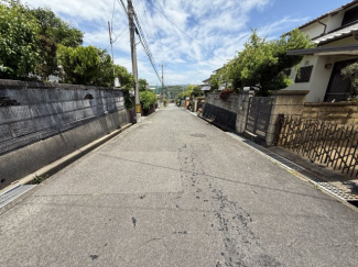 【前面道路含む現地写真】
