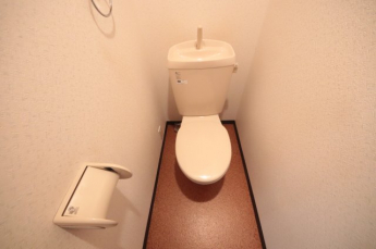 清潔感のあるトイレです