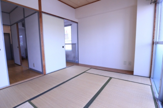 【寝室】