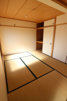 【寝室】