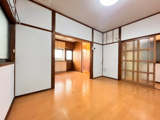 【居間・リビング】