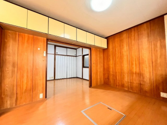 【居間・リビング】
