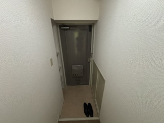 収納もある玄関です