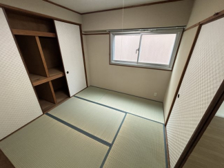 日本らしい落ち着いた雰囲気の和室です