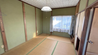 ２階東側和室（６帖）