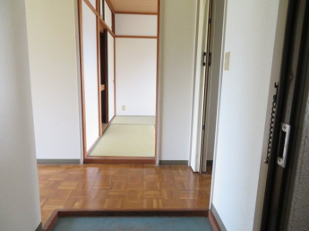 同タイプの別の部屋の写真です（左右反転）