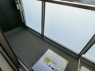 【バルコニー】