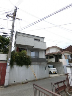 【前面道路含む現地写真】