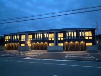 外観写真（夜）