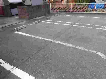 駐車場に車を止められます