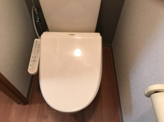 シャワー付トイレ