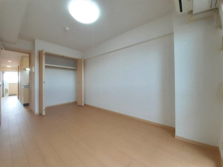 洋室8.0帖