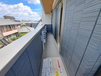 【バルコニー】