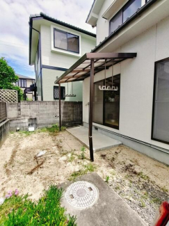 松山市吉藤２丁目の一戸建ての画像