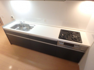 キッチンでお料理をお楽しみください