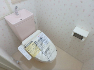 シンプルで使いやすいトイレです