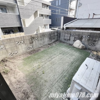 【庭】