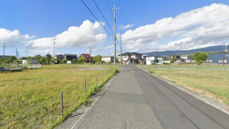 北西側道路
