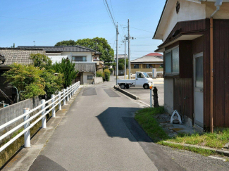 西側道路