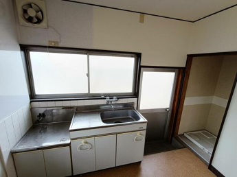 一部白蟻被害はありますが、まだ使えます