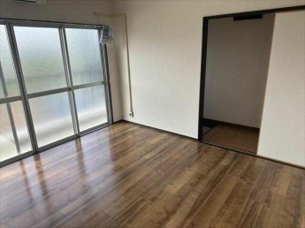 洋室８帖