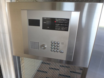 オートロック完備