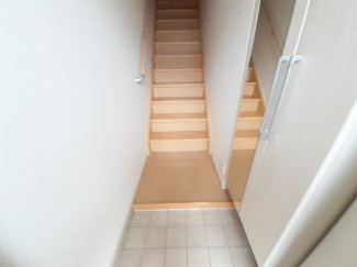 落ち着いた玄関です