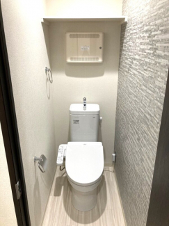 同社施工例です。清潔感のあるトイレです