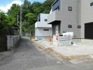 前面道路を含む現地