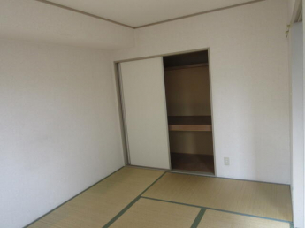 レジェンダリー四番町の画像